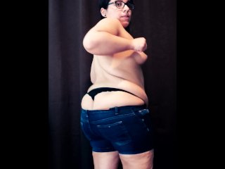 Kiwwi Squeezing her FAT into OLD JEANS