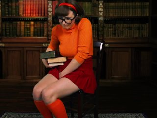 Jinkies! Velma needs to TINKIES! first pee video!