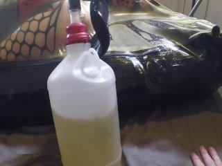 Miss Maskerade, enclosed in latex vacbed with gas maskand bubble bottle, full rubber bondage