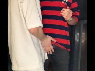 My friend loves to suck me when i go out to smoke on the balcony