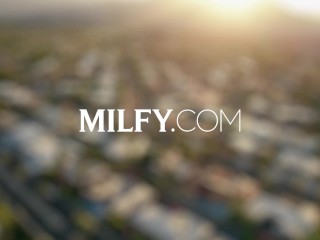 MILFY Anal-hungry voluptuous Savannah seduces new groom