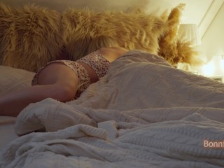 Wake Up Sex. Wife wants sex at night.