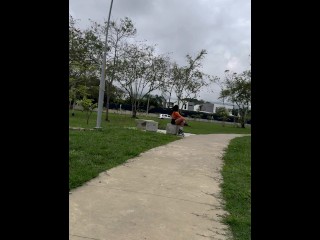 Reencuentro con Thalía Restrepo termina en una rica follada hardcore en público con semen en su boca