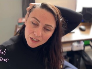 Creampie Stepmom while she takes a work call
