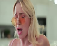 HQ4K - Teen Hottie Wants Creampie