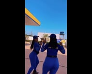 Josiane Nunes e sua amiga gostosa as frentistas mais gostosas do brasil