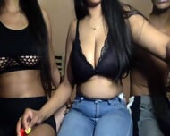 silksimren Show from Chaturbate on 2022-03-15 18:25