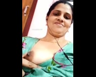 Tamil aunty live masturbation