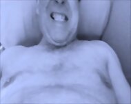 Beurette suce en deepthroat et baise dans une voiture en Dogging