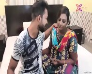 Desi Mature kamvali