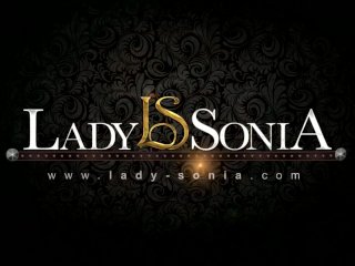 British MILF Sonia trades her car for pussy