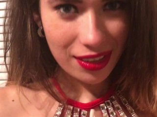 Most cuties teen girl gives the most amazing blowjob