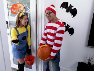 BANGBROS - Teen Evelin Stone Gets Bruno Dickemz's Dick In A Pumpkin