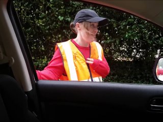 Delivery / Royal Mail Postgirl Gets Cash for Public Sex