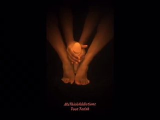 Foot Job giving Sexy Black Milf Foot FetishDildo Rub and Stroke