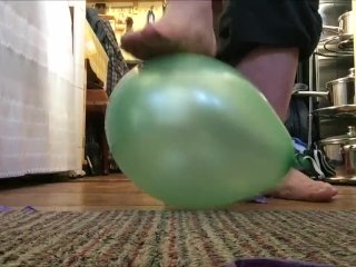 loony stomp