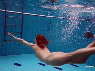 Avenna babe underwater