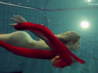 Naked swimming babe Nastya