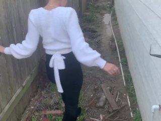 Piss outside ended with amazing outdoor blow job / diosaera
