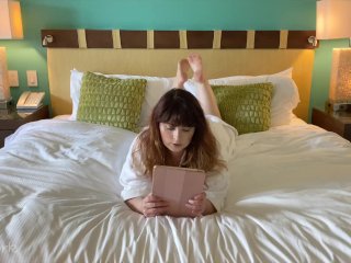 Bea's Tips - Traveling During a Pandemic (plz self isolate and watch porn)