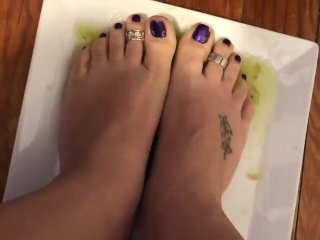 Q8 - Mistress Crushing Grapes