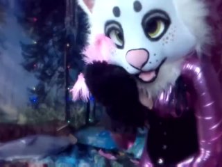 Sneezing in Latex