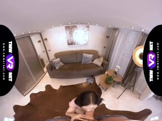 TmwVRnet - Nikki Fox - Roommates become lovers on couch