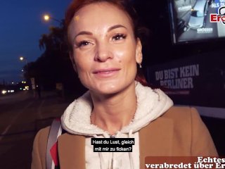 Outdoor Sextreffen über eine dating App mit einer schlanken rothaarigen Milf