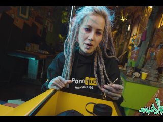 UNBOXING - Pornhub AWARDS 2020 - Anuskatzz unbox her Pornhub present - SFW, ink , tattoo, bodymod