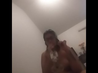 Naked bong rips