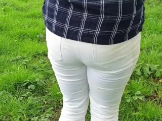 ⭐ White Jeans Peeing compilation. How stained can I make them? )