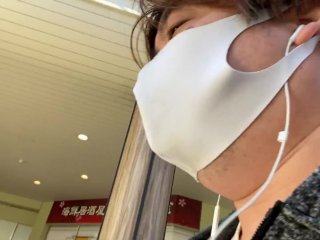必見！幕張新都心を歩く男が何か言ってる動画。