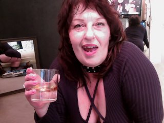V 551 The giantess found a new shrinkydink to play with