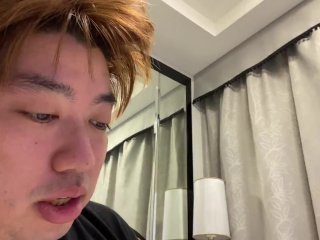 ショートスリーパーについて話す男