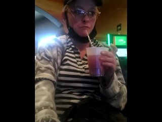 CASINO SMOKING MILF