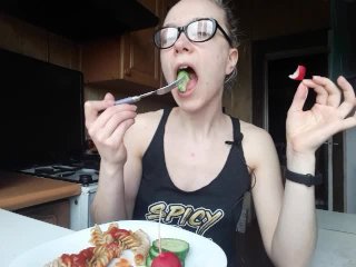 Pasta for breakfast  Food fetish  Sitophilia