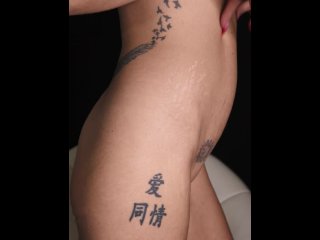 For Kiki Deez Belly Worshippers