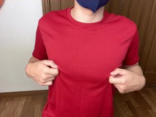 【乳首動画】ジム帰りの大学生がスポーツウェアの上から乳首をいじめる！ #2