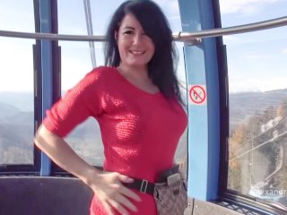 PUBLIK EXTREM! MITTEN IN DER GONDEL ARSCH GEFICKT! Alexandra Wett