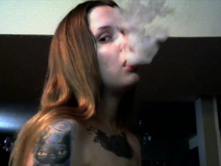 Sexy Vaping