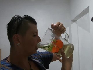 One liter of pee-lemonade, we drink our piss from a jug