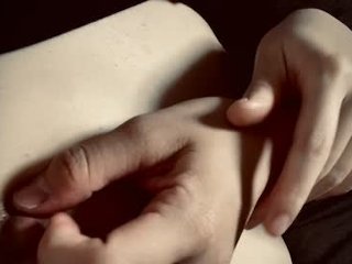 【囁き声】お胸ばかり責められてもどかしい桜乃ちゃん【この後沢山えっちした】Whispering and foreplay between a Japanese lesbian couple
