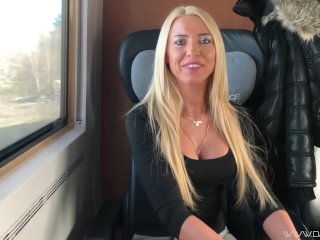 Versaute Schlampe in Hamburg  Deutsche Blondine wird heftig in alle Löcher gefickt + Spermafresse