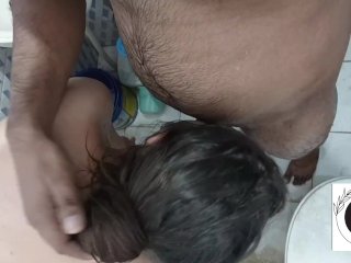 Sali ko choda Pakad kr Bathroom me Jabardast Chudai