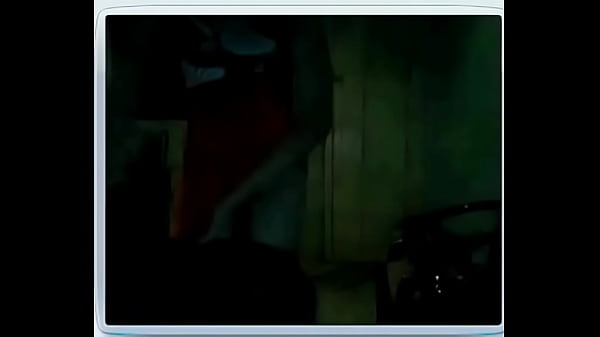 MORENITA MUESTRA LOS PECHOS IN MSN - WEBCAM