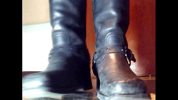 Boot Play