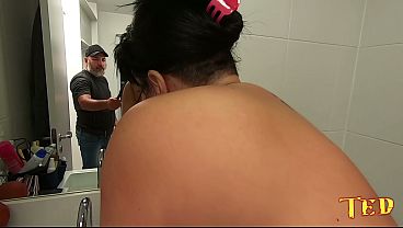 Soraya Carioca leva um gozada e vai para o banho - Sandro Lima