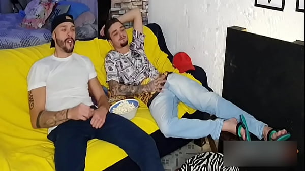 Peguei No Sono E Acordei Sendo Mamado