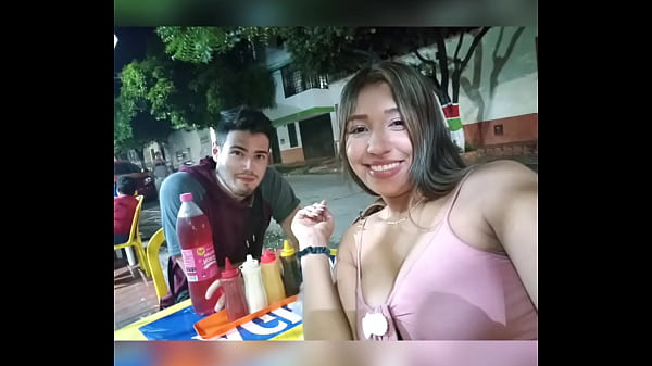 La mujer de mi vecino hoy vino hacerme compa&ntilde_&iacute_a