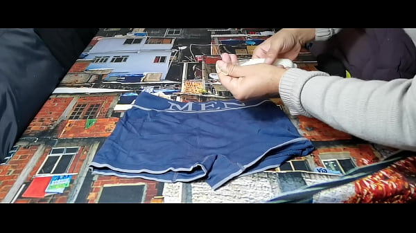 37 DOSES DE PORRA NA CAMISINHA ESTOCADAS DURANTE 1 M&Ecirc_S NO CONGELADOR PRA MATAR A TUA SEDE DE LEITE ! TOMOU PUTA???